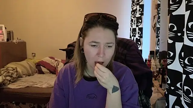 Ozalin  online show from 02-03-26, 07:13