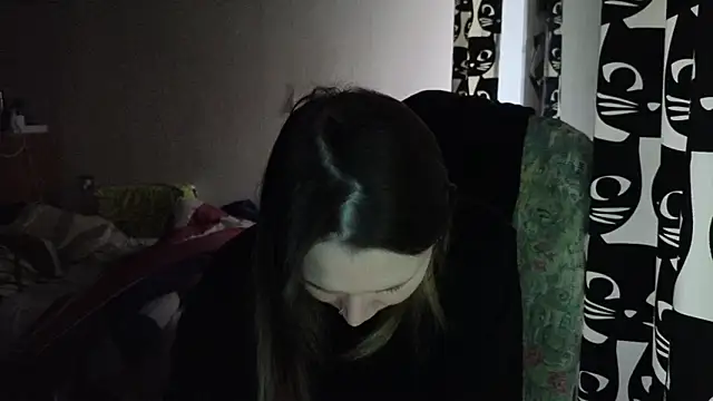 Snapshot of Ozalin_ chatting on 02-11-26, 06:40 Ozalin online show from 02-11-26, 06:40