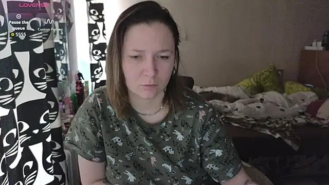 Snapshot of Ozalin_ chatting on 03-23-26, 12:53 Ozalin online show from 03-23-26, 12:53