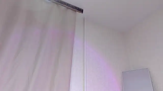 VelvetCaress online show from 06-18-26, 09:14