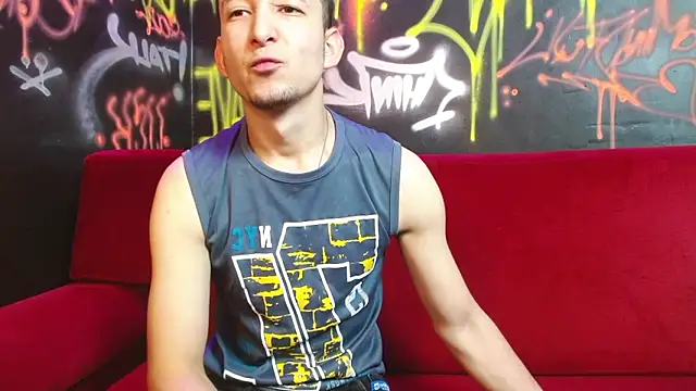 AnyeloBlack69 online show from 02-03-26, 12:32