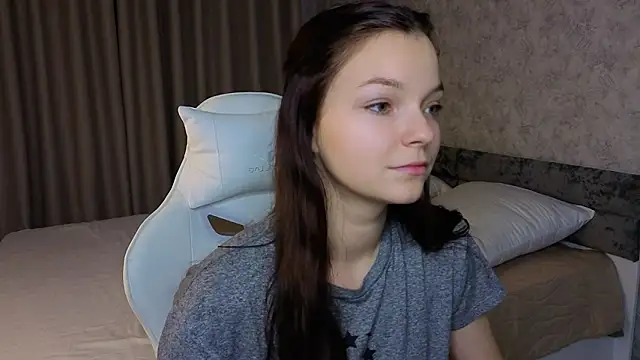 Snapshot of ElizaPizza chatting on 05-11-26, 07:33 ElizaPizza online show from 05-11-26, 07:33
