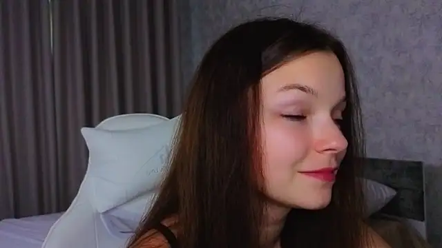 Snapshot of ElizaPizza chatting on 05-21-26, 04:14 ElizaPizza online show from 05-21-26, 04:14