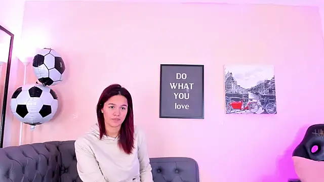 victoriazans online show from 06-17-26, 12:29