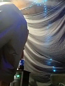 whitetrashsag420 online show from 02-09-26, 01:42