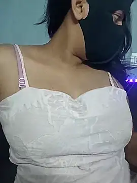70upqm online show from 06-19-26, 06:51