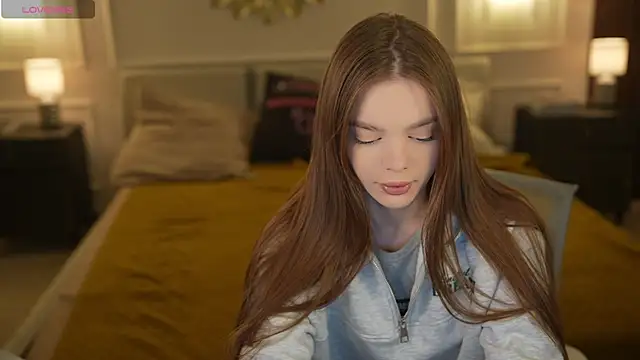 Snapshot of Zlata_Sky chatting on 04-04-26, 02:47 Zlata Sky online show from 04-04-26, 02:47