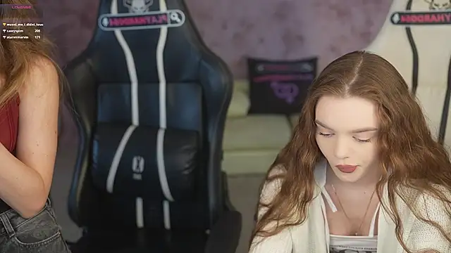 Snapshot of Zlata_Sky chatting on 04-28-26, 06:46 Zlata Sky online show from 04-28-26, 06:46