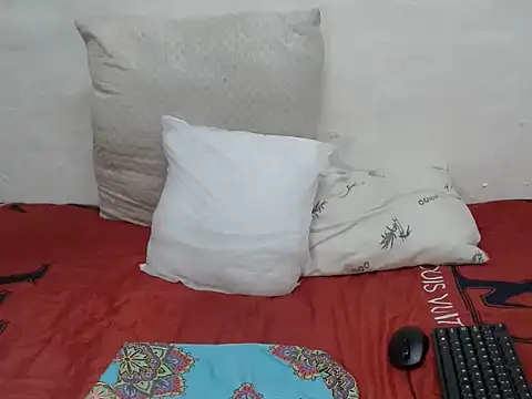 Lollydollx24 online show from 02-02-26, 07:34