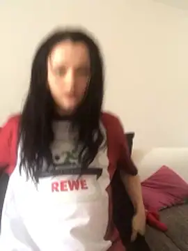 LeonieClaire online show from 03-20-26, 11:04