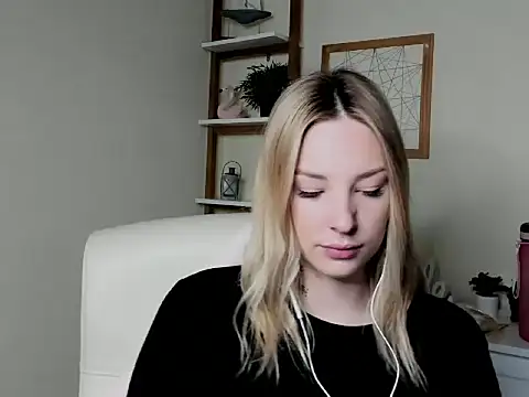 VelvetAngela online show from 02-24-26, 06:33