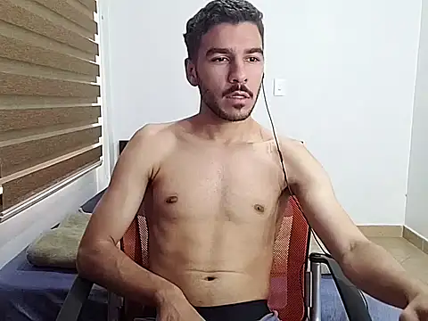 Snapshot of _s33bas chatting on 02-24-26, 02:59 s33bas online show from 02-24-26, 02:59