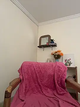 Snapshot of LilaRvsh chatting on 03-18-26, 05:05 LilaRvsh online show from 03-18-26, 05:05