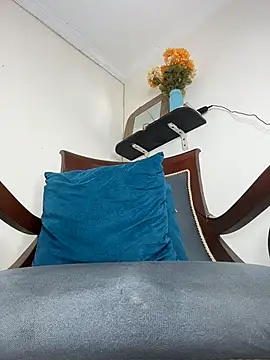 LilaRvsh online show from 07-19-26, 10:08