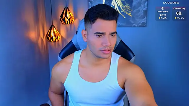 AndresRodriguez1 online show from 04-30-26, 01:50