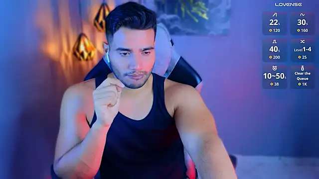 AndresRodriguez1 online show from 05-06-26, 11:32