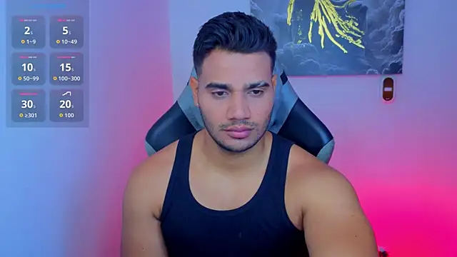 AndresRodriguez1 online show from 06-18-26, 12:09