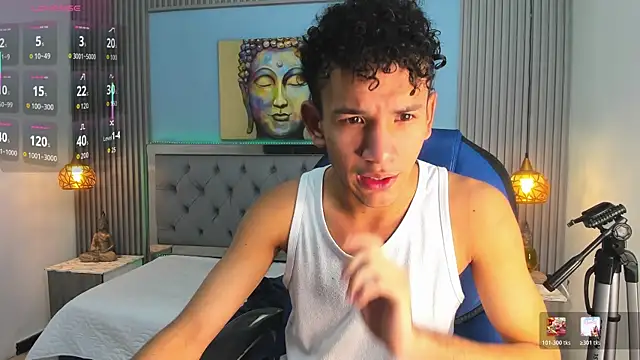 Snapshot of JDWhite18 chatting on 07-04-26, 12:39 JDWhite18 online show from 07-04-26, 12:39