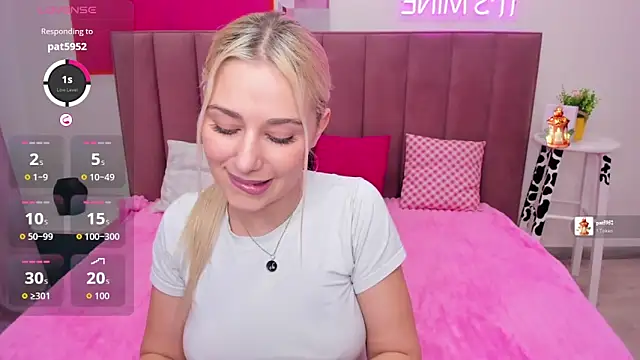 MIla Stunning online show from 04-01-26, 01:28
