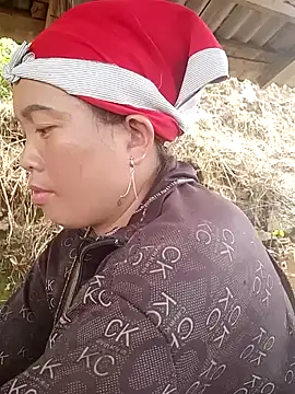 Snapshot of cana4455 chatting on 03-16-26, 05:13 cana4455 online show from 03-16-26, 05:13