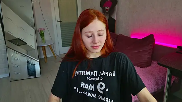 Weisser Moon online show from 03-18-26, 05:10