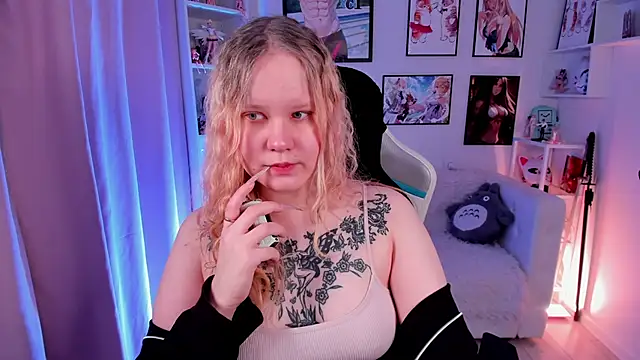 AnnieVibe online show from 02-22-26, 05:33