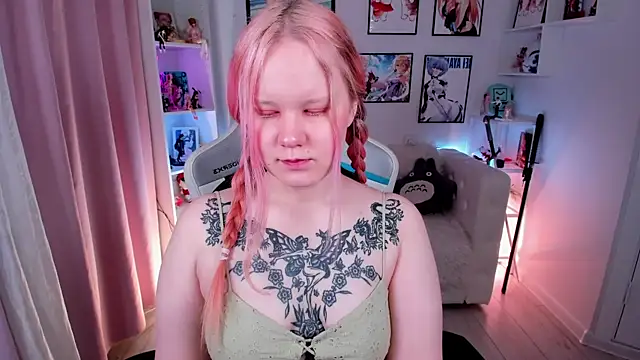 AnnieVibe online show from 03-15-26, 05:41