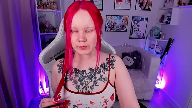 AnnieVibe online show from 05-04-26, 05:31