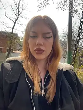 Snapshot of Jean_Graay chatting on 03-25-26, 10:10 Jean Graay online show from 03-25-26, 10:10