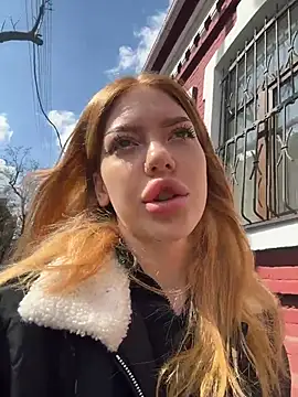 Snapshot of Jean_Graay chatting on 03-27-26, 11:10 Jean Graay online show from 03-27-26, 11:10