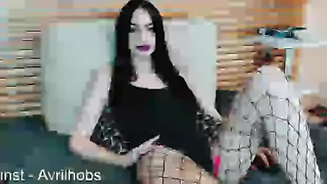 Snapshot of AvrilHobbs chatting on 06-02-26, 03:14 AvrilHobbs online show from 06-02-26, 03:14