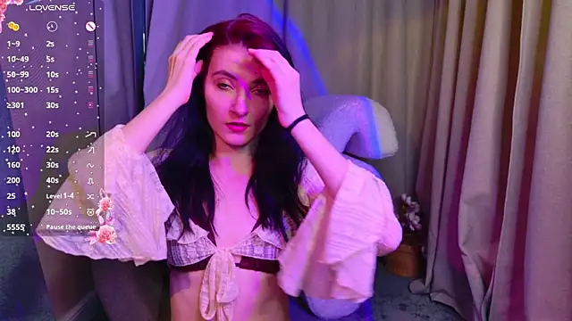 NicoleLuxe online show from 05-08-26, 05:40