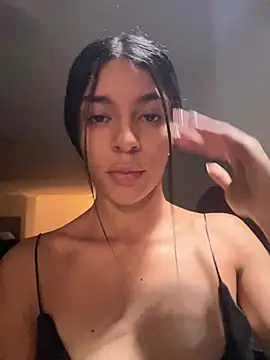 Snapshot of NaniBlossomX chatting on 06-16-26, 05:26 NaniBlossomX online show from 06-16-26, 05:26