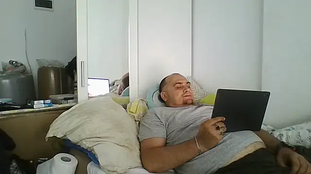 vitalik66679 online show from 06-18-26, 05:19