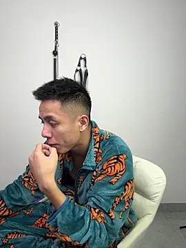 sunny-xiaolin online show from 02-01-26, 04:49