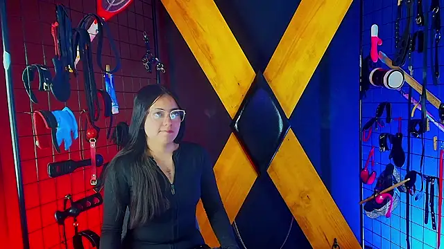 Snapshot of Candyqueen_bdsm_ chatting on 03-20-26, 03:39 Candyqueen bdsm online show from 03-20-26, 03:39