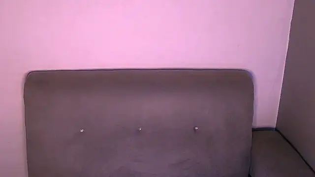 Snapshot of StweetemmaC chatting on 05-09-26, 03:01 StweetemmaC online show from 05-09-26, 03:01