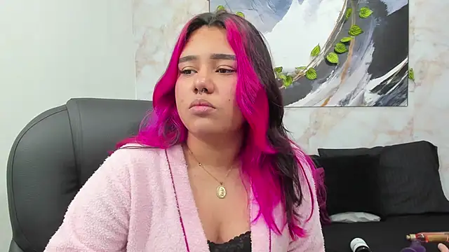 Lilith traviis online show from 03-10-26, 10:04