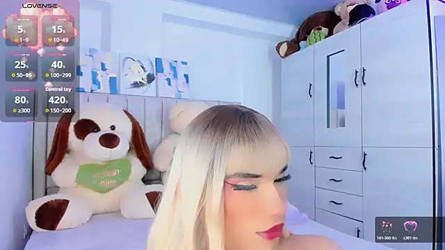 Snapshot of baby_cleo_ chatting on 03-24-26, 11:10 baby cleo online show from 03-24-26, 11:10