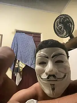 Snapshot of morenominas01 chatting on 02-02-26, 03:11 morenominas01 online show from 02-02-26, 03:11