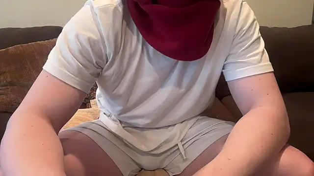 Snapshot of Grammer100 chatting on 03-27-26, 10:53 Grammer100 online show from 03-27-26, 10:53