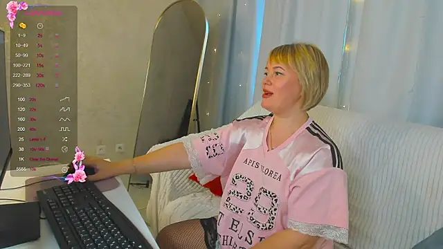 Snapshot of MaryClars chatting on 02-27-26, 07:52 MaryClars online show from 02-27-26, 07:52