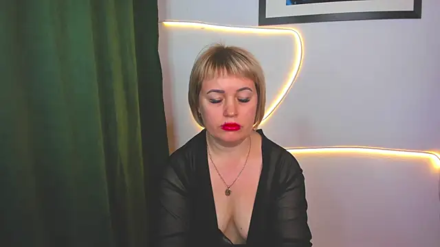 MaryClars online show from 05-05-26, 08:33