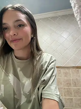 mia m222 online show from 02-05-26, 02:49