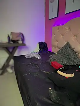 Snapshot of Karolaiin_LS chatting on 02-11-26, 08:14 Karolaiin LS online show from 02-11-26, 08:14