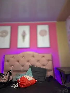 Snapshot of Karolaiin_LS chatting on 03-03-26, 07:31 Karolaiin LS online show from 03-03-26, 07:31