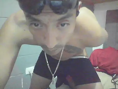 FierrudoMora777 online show from 05-18-26, 01:02