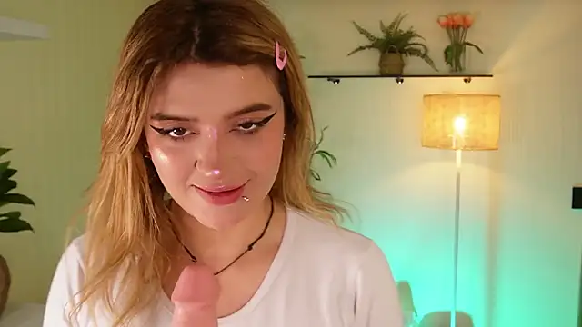 Snapshot of Kore__1 chatting on 03-21-26, 07:28 Kore 1 online show from 03-21-26, 07:28