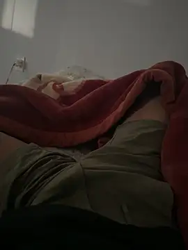 Snapshot of gold221298 chatting on 02-13-26, 02:18 gold221298 online show from 02-13-26, 02:18