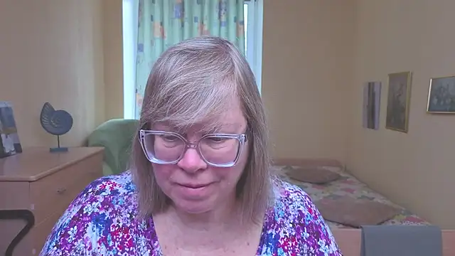 Emma Eclipsee online show from 02-13-26, 08:54